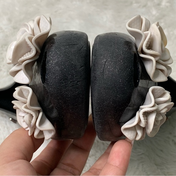 Mini Melissa Girl's Black Ultragirl Garden Floral Slip On Flat Shoes Size 8-9 - Picture 9 of 13